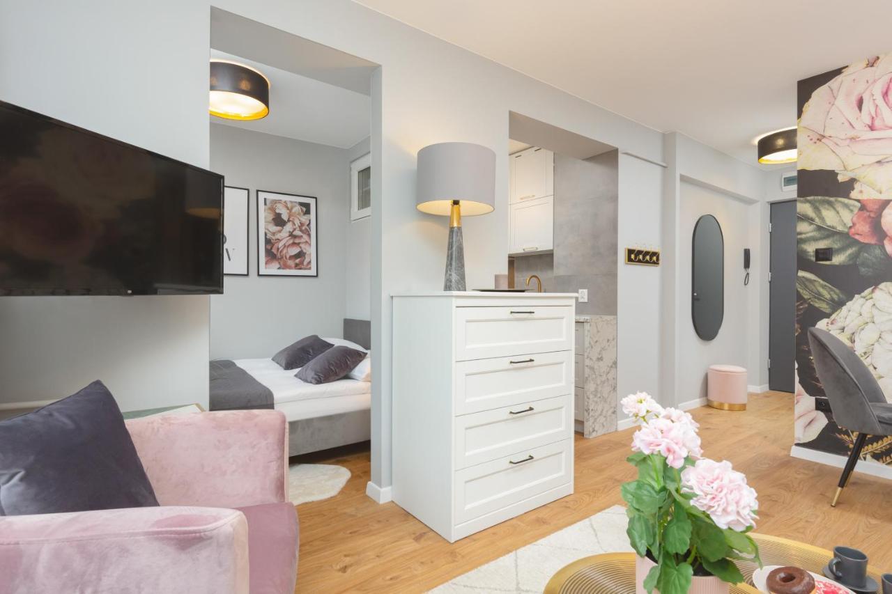 City Center Apartment Near The Vistula By Noclegi Renters วอร์ซอ ภายนอก รูปภาพ