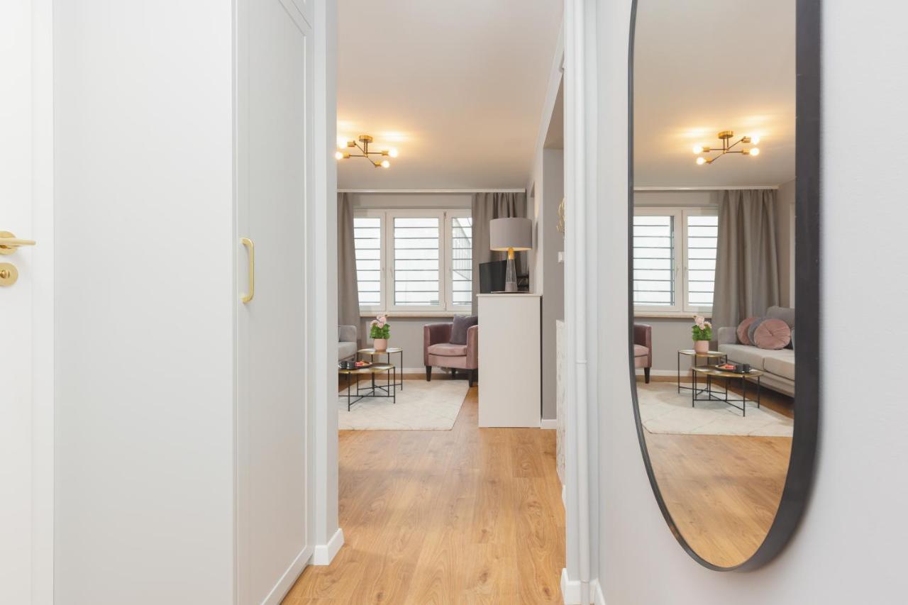 City Center Apartment Near The Vistula By Noclegi Renters วอร์ซอ ภายนอก รูปภาพ