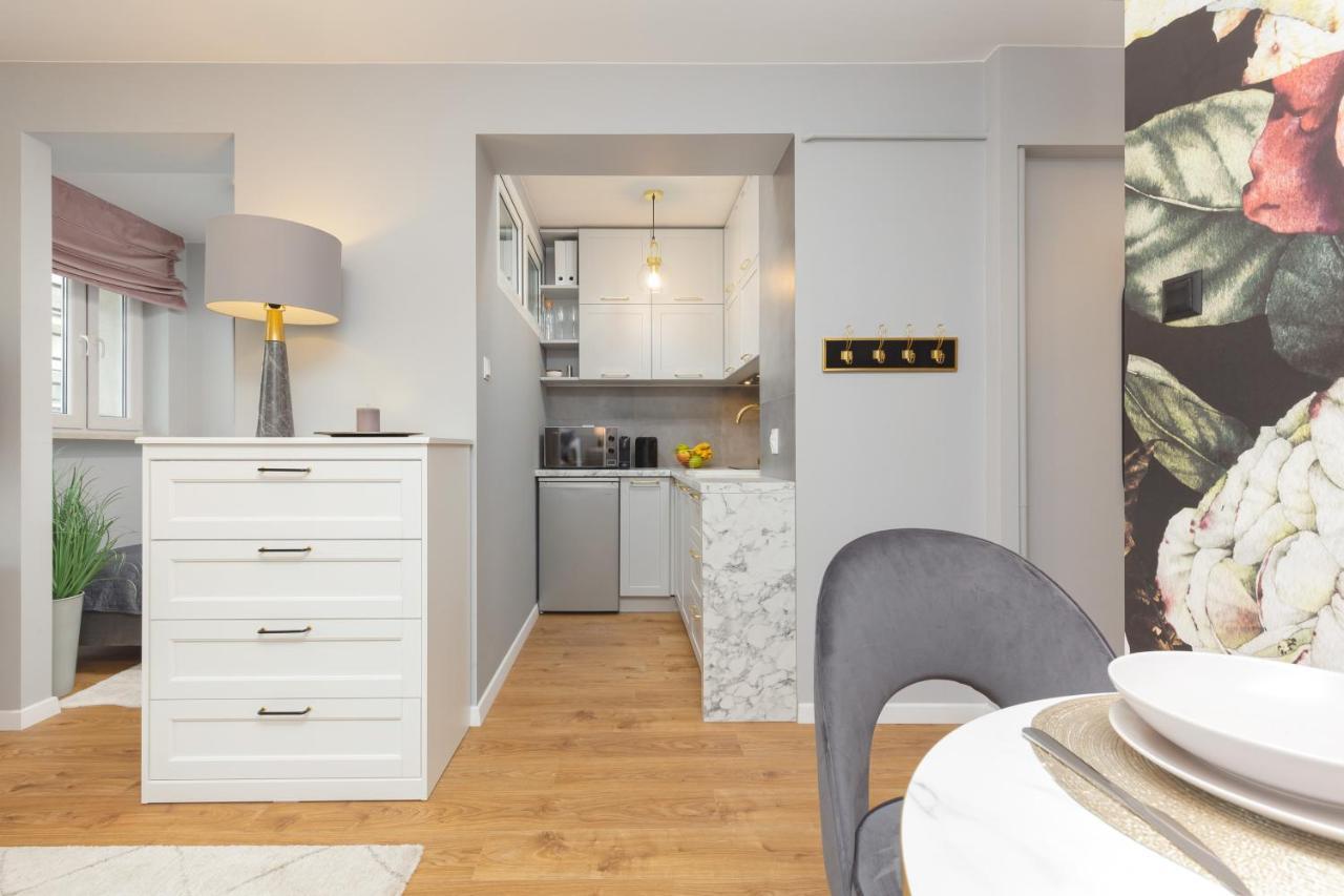 City Center Apartment Near The Vistula By Noclegi Renters วอร์ซอ ภายนอก รูปภาพ